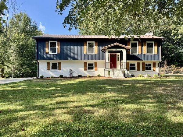 2107 Williamsburg Circle, Cookeville, TN 38506