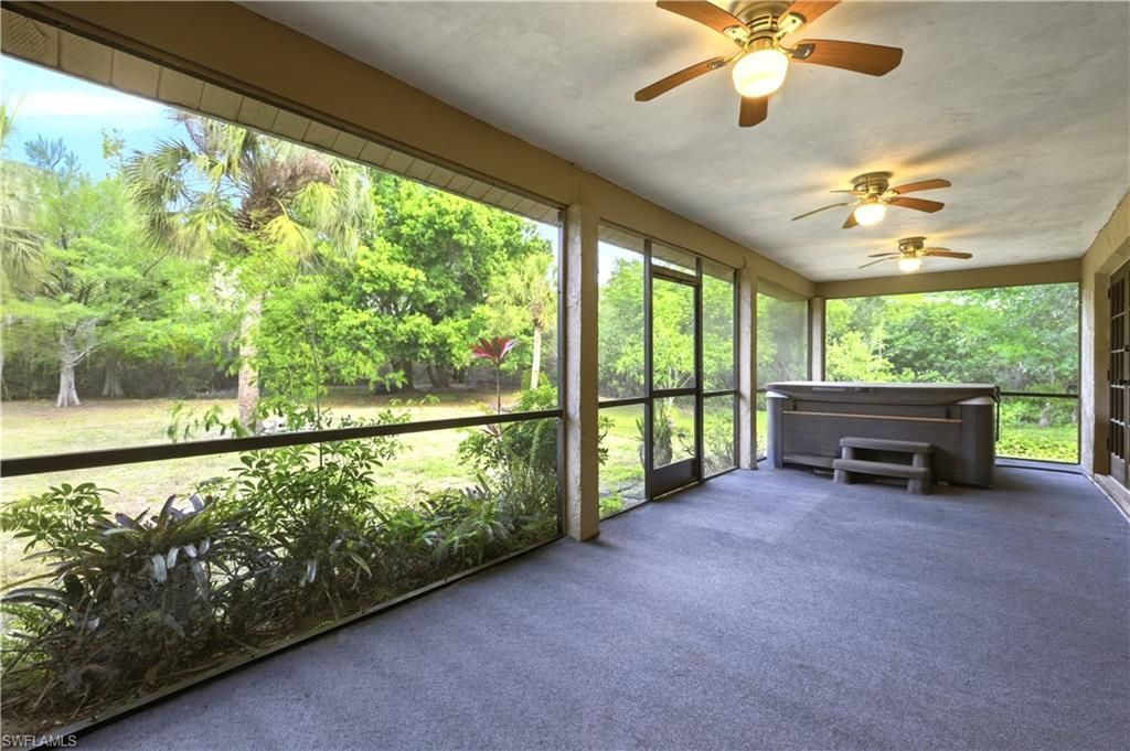 5681 Bur Oaks Ln, Naples, FL 34119 Photo