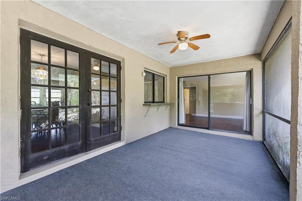 5681 Bur Oaks Ln, Naples, FL 34119 Photo