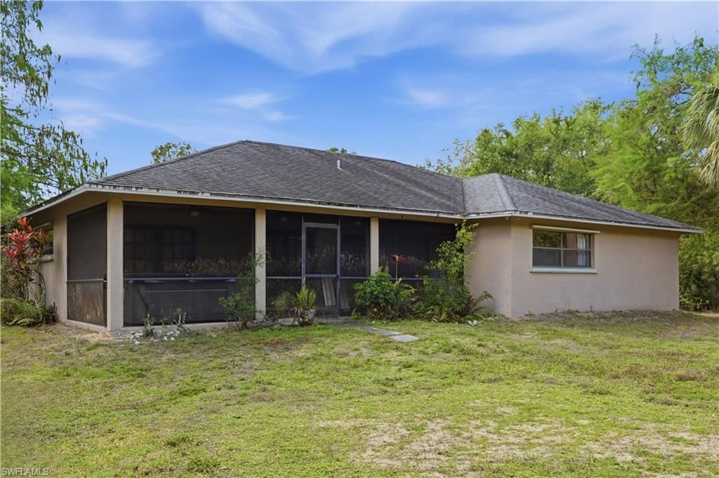 5681 Bur Oaks Ln, Naples, FL 34119 Photo
