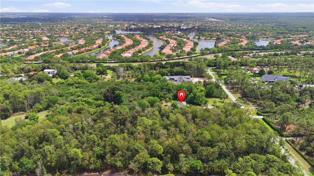 5681 Bur Oaks Ln, Naples, FL 34119 Photo