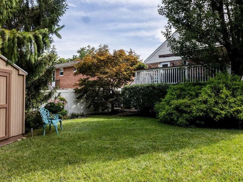 5678 Hollowview Court, Delhi Township, OH 45233 Photo 29
