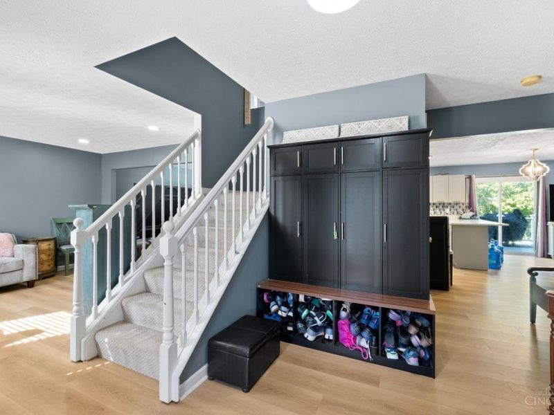 5925 Furlong Way, Liberty Township, OH 45011 Photo 2