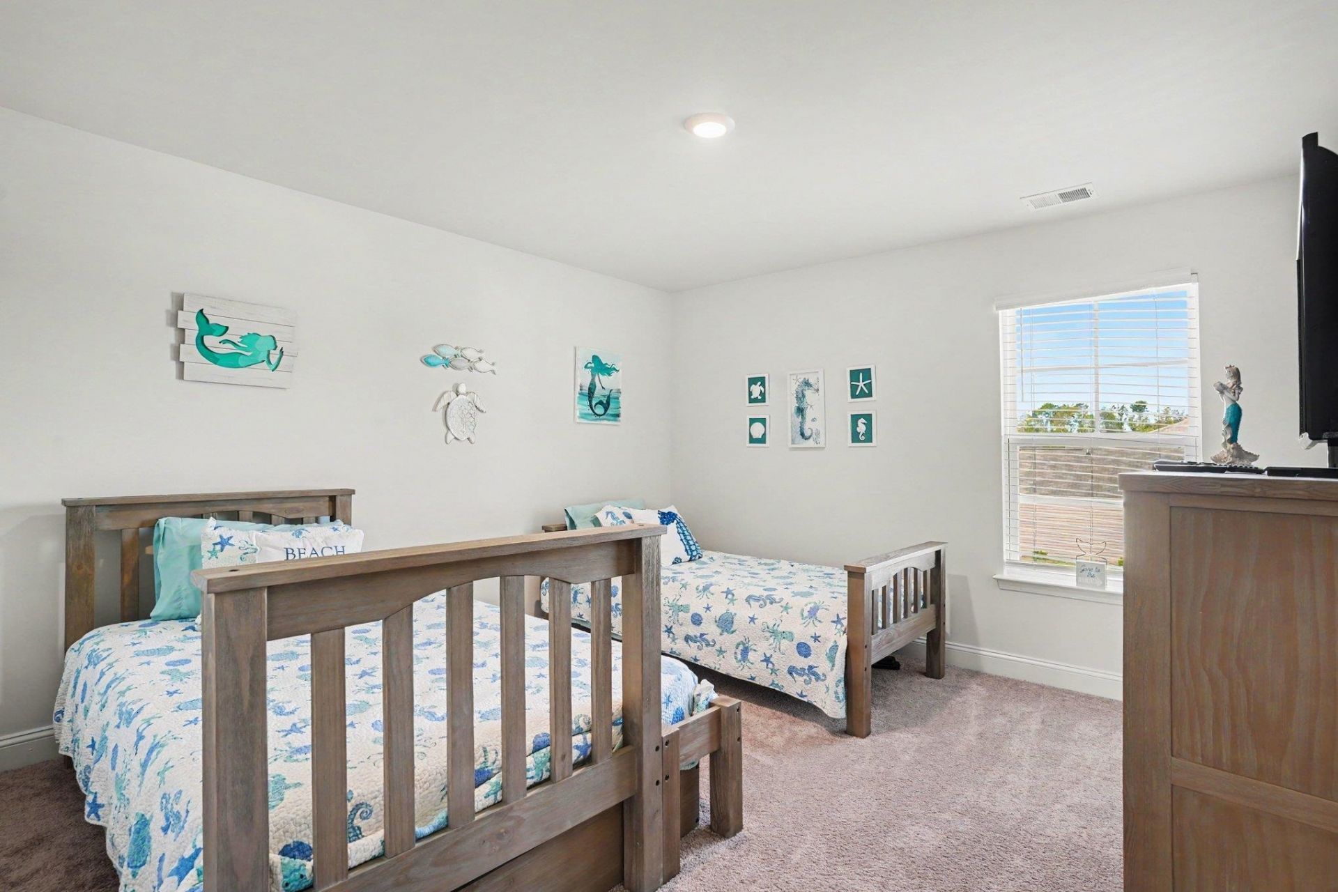 502 Mcalister Dr. Photo 31