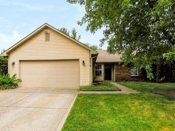 8276 Bayshore Lane, Avon, IN 46123