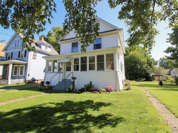 1209 West Avenue, Medina, NY 14103
