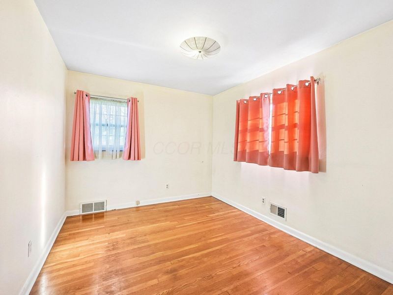 5595 Karl Road, Columbus, OH 43229 Photo 23
