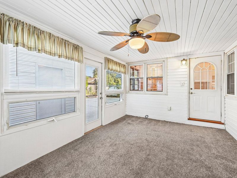 5595 Karl Road, Columbus, OH 43229 Photo 30