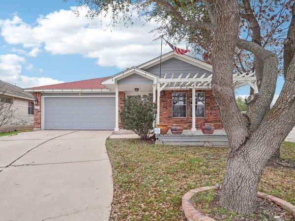1724 Darjeeling DR, Pflugerville, TX 78660