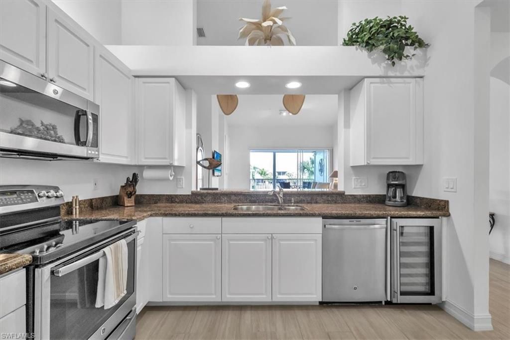 765 Bentwater Cir, Unit 203, Naples, FL 34108 Photo