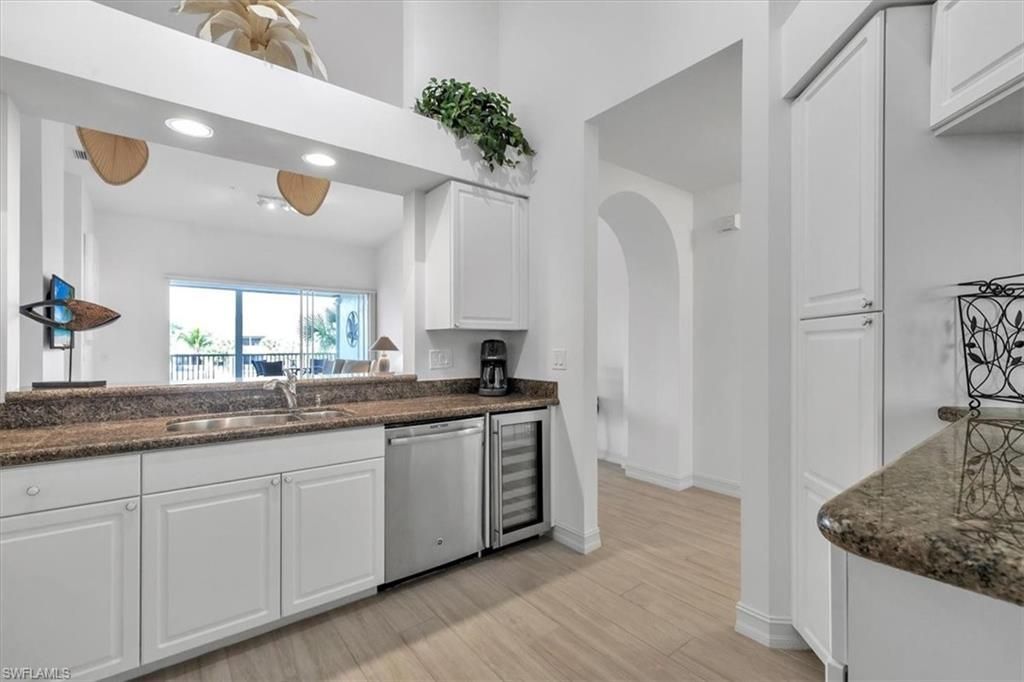765 Bentwater Cir, Unit 203, Naples, FL 34108 Photo
