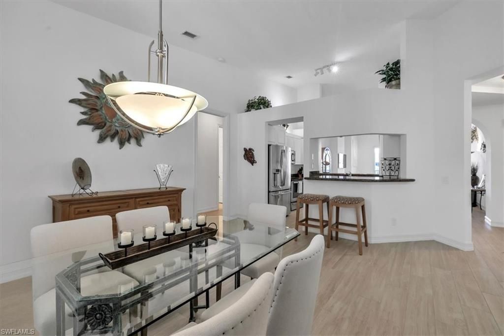 765 Bentwater Cir, Unit 203, Naples, FL 34108 Photo