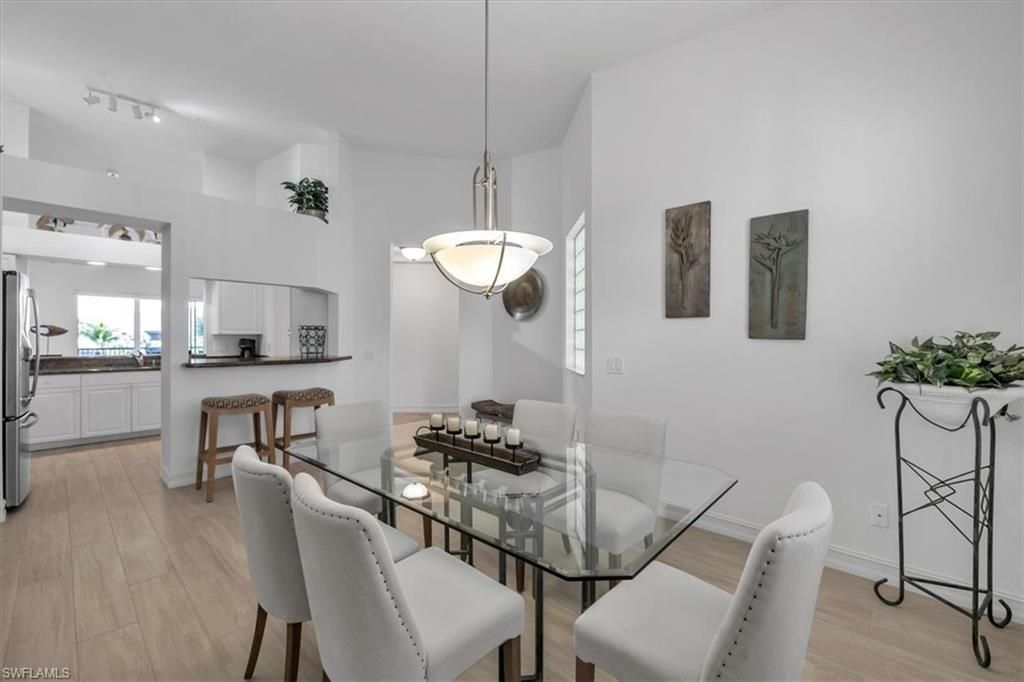 765 Bentwater Cir, Unit 203, Naples, FL 34108 Photo