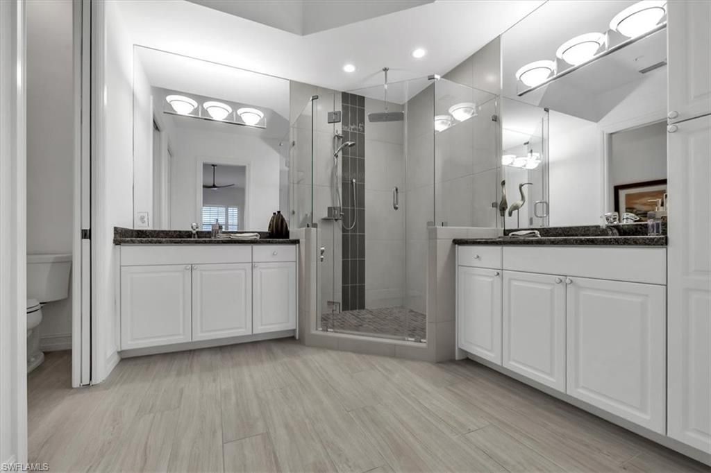 765 Bentwater Cir, Unit 203, Naples, FL 34108 Photo