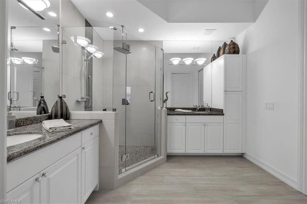 765 Bentwater Cir, Unit 203, Naples, FL 34108 Photo
