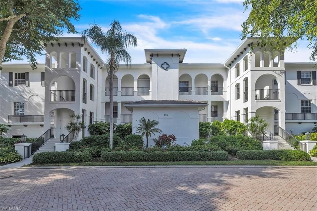 765 Bentwater Cir, Unit 203, Naples, FL 34108 Photo
