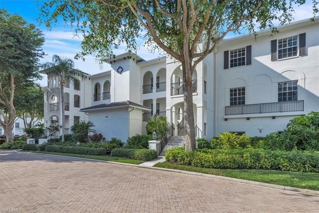 765 Bentwater Cir, Unit 203, Naples, FL 34108 Photo