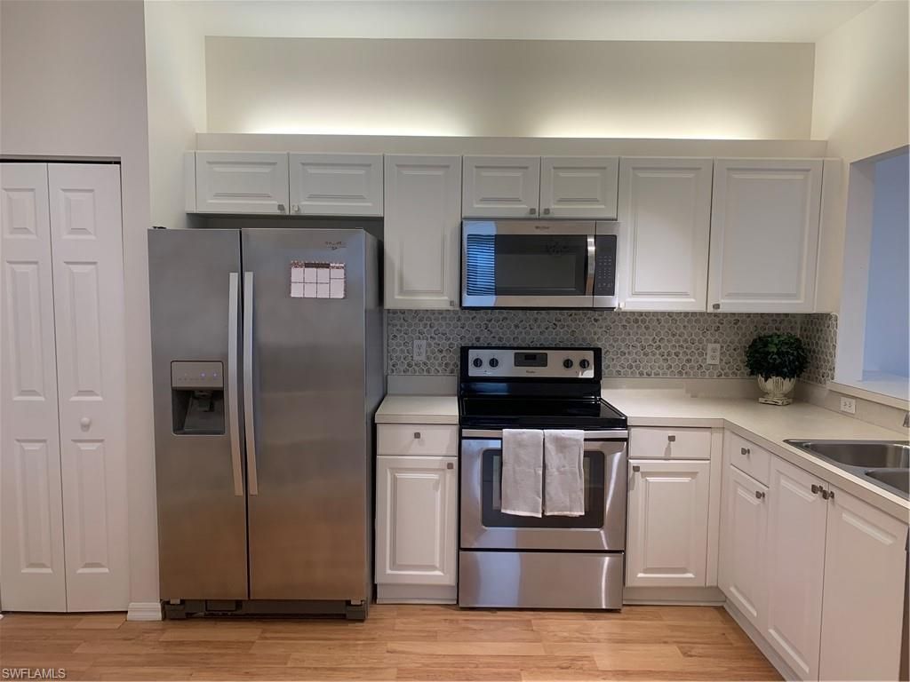 230 Robin Hood Cir, Unit 102, Naples, FL 34104 Photo