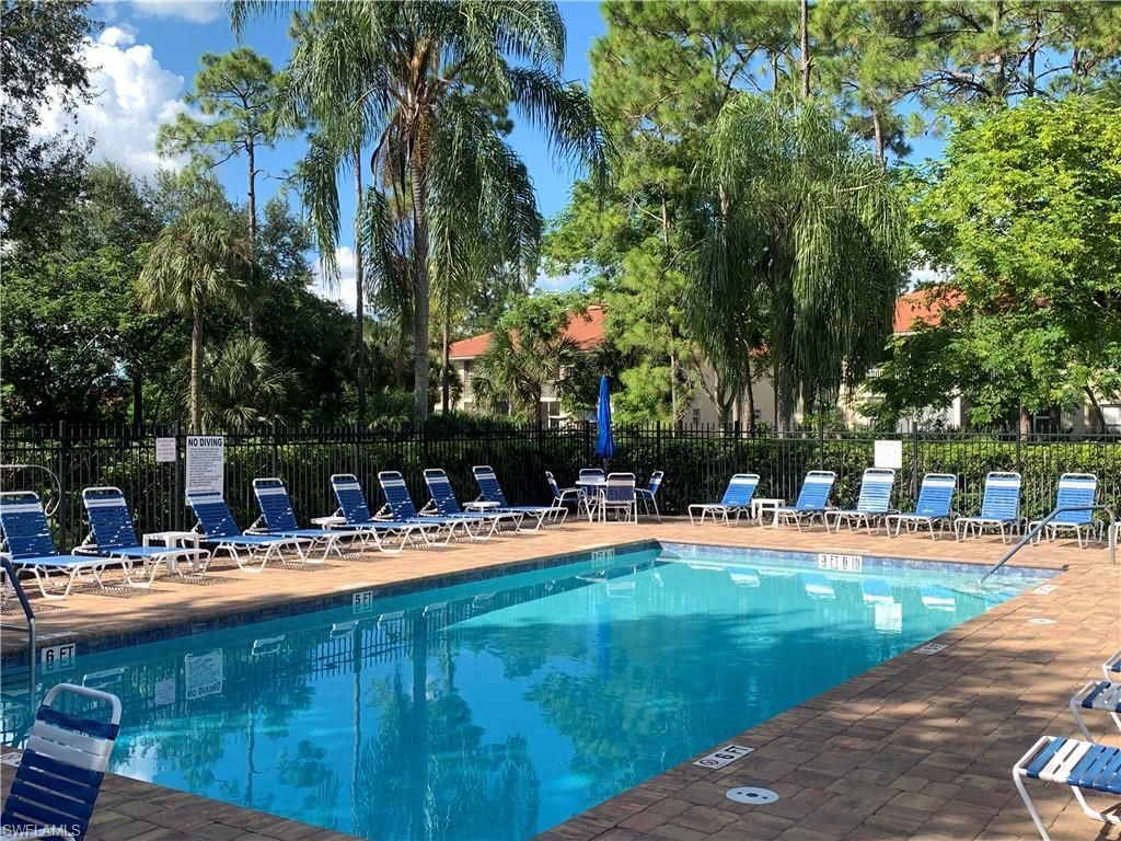 230 Robin Hood Cir, Unit 102, Naples, FL 34104 Photo