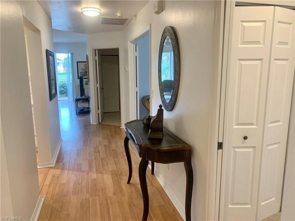 230 Robin Hood Cir, Unit 102, Naples, FL 34104 Photo