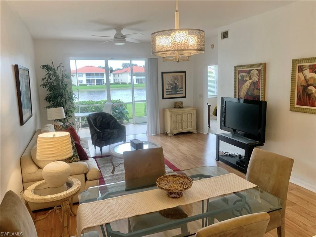 230 Robin Hood Cir, Unit 102, Naples, FL 34104 Photo
