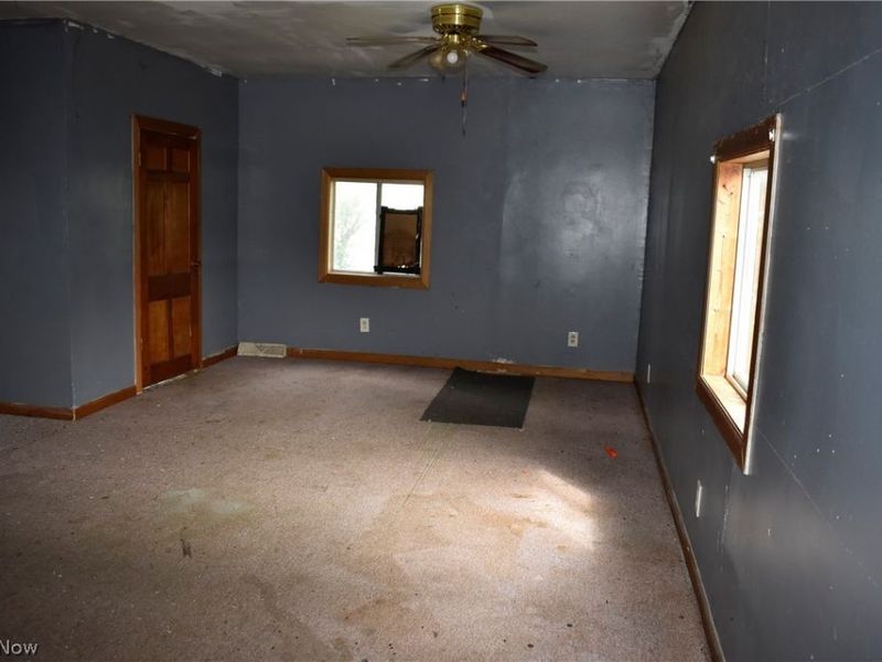 504 E Main Street, East Palestine, OH 44413 Photo 11