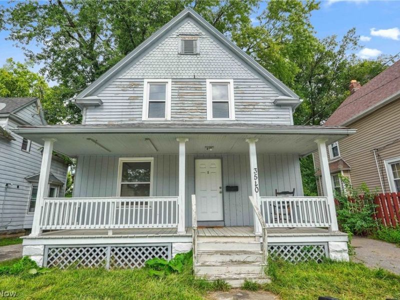 3520 Krather Road, Cleveland, OH 44109 Photo 2