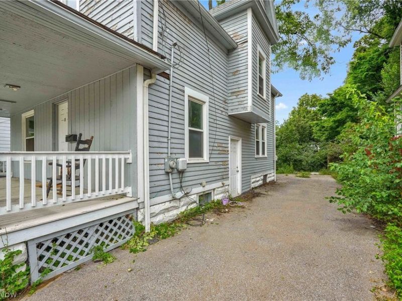 3520 Krather Road, Cleveland, OH 44109 Photo 23