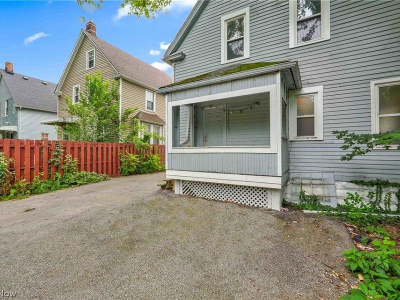 3520 Krather Road, Cleveland, OH 44109 Photo 26