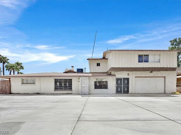 325 Vandalia Street, Las Vegas, NV 89106