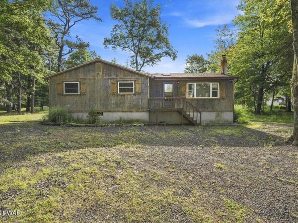 129 Amos Circle , Bushkill, PA 18324
