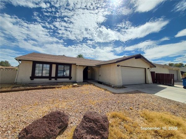 6801 High Bluff Way , Las Vegas, NV 89108