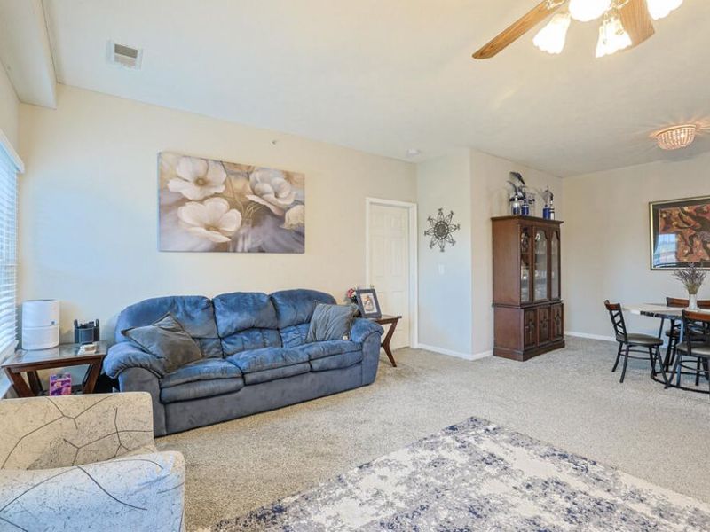 145 Saddlebrook Lane, Unit 608, Florence, KY 41042 Photo 2