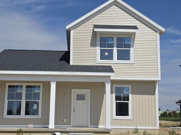 6647 Bellflower Drive SW, Unit 4, Zeeland, MI 49464