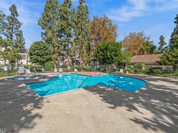 1370 Cabrillo Park Drive, Unit H, Santa Ana, CA 92701