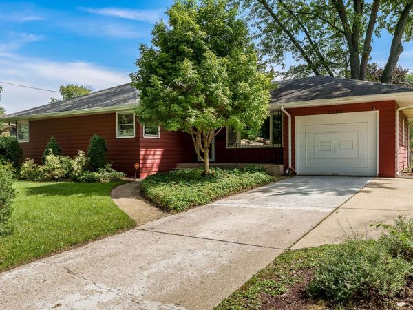 2508 Wyoming Drive, ROCKFORD, IL 61108