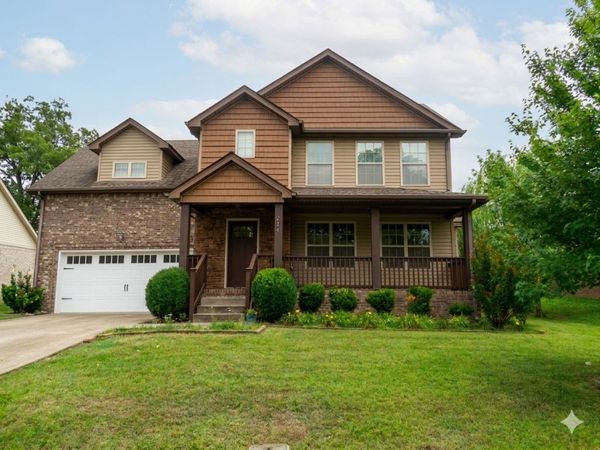 284 Ivy Bend Cir , Clarksville, TN 37043