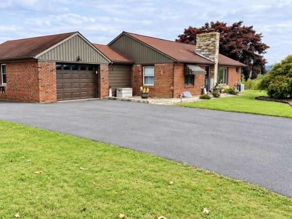710 SUNSET Lane, Northumberland, PA 17857