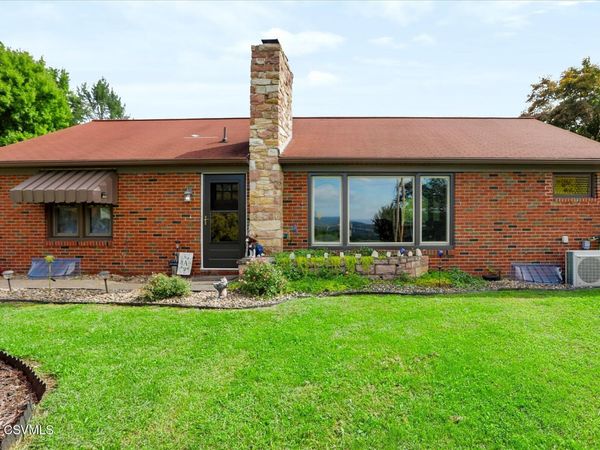 710 SUNSET Lane , Northumberland, PA 17857