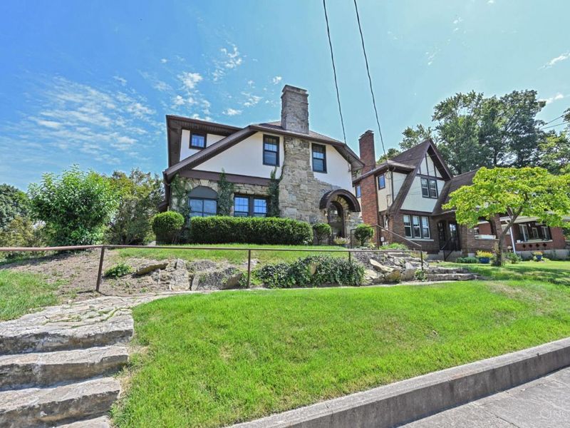 3944 Marburg Avenue, Cincinnati, OH 45209 Photo 2