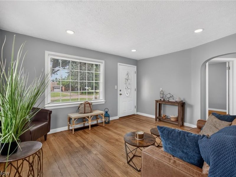 1308 Manor Avenue SW, Canton, OH 44710 Photo 4