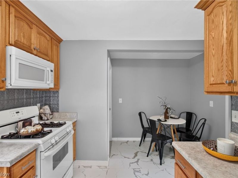 1308 Manor Avenue SW, Canton, OH 44710 Photo 9