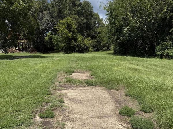 310 Division Street, Biloxi, MS 39530
