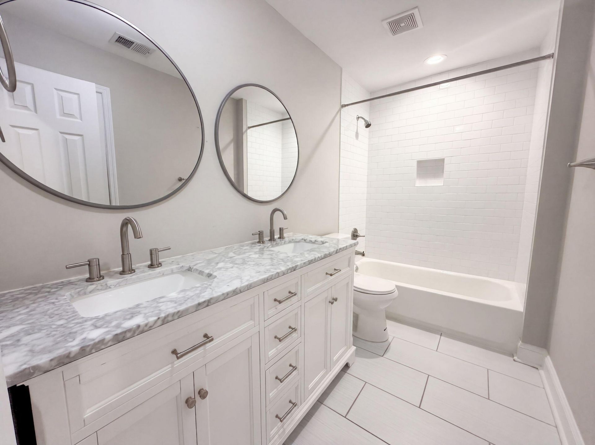 2697 Louise Drive Photo 10