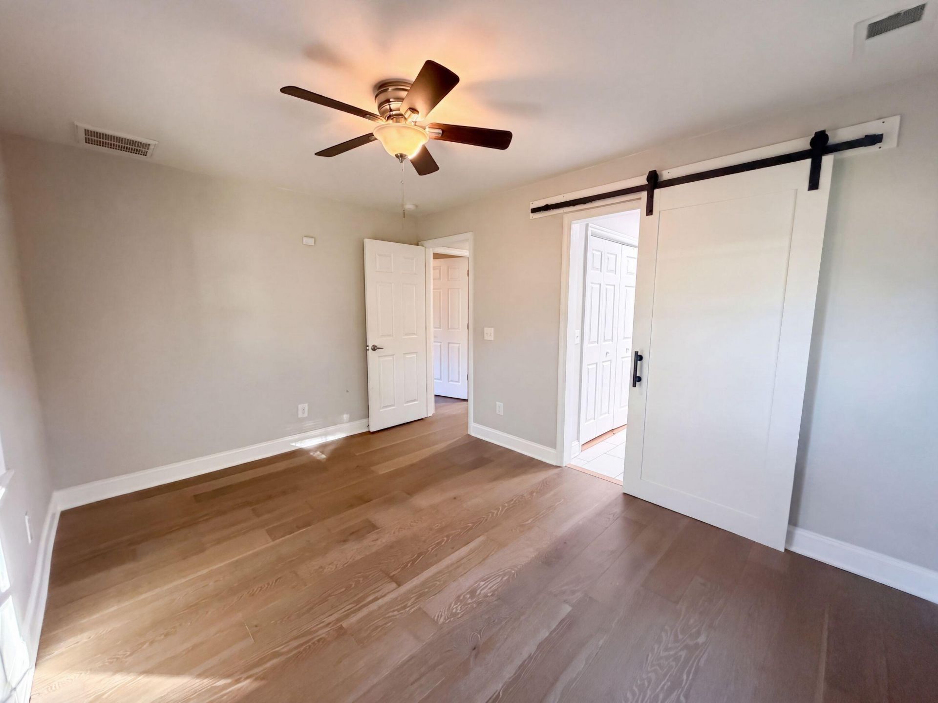 2697 Louise Drive Photo 9