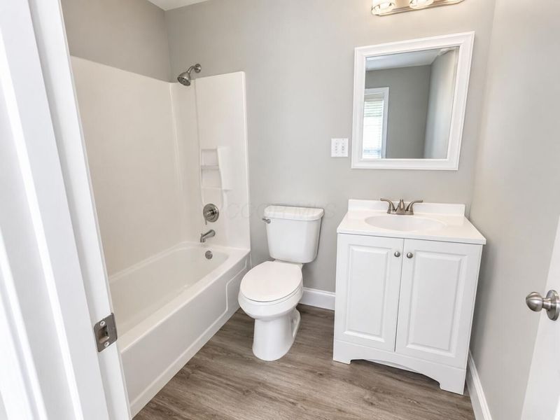 4247 Arbury Lane, Columbus, OH 43224 Photo 3