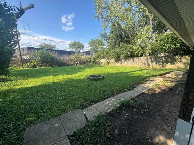 4247 Arbury Lane, Columbus, OH 43224 Photo 9