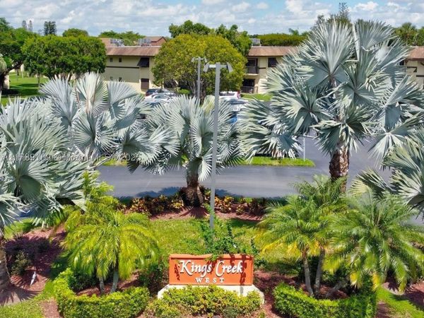 7905 SW 86th St , Unit 623, Miami, FL 33143