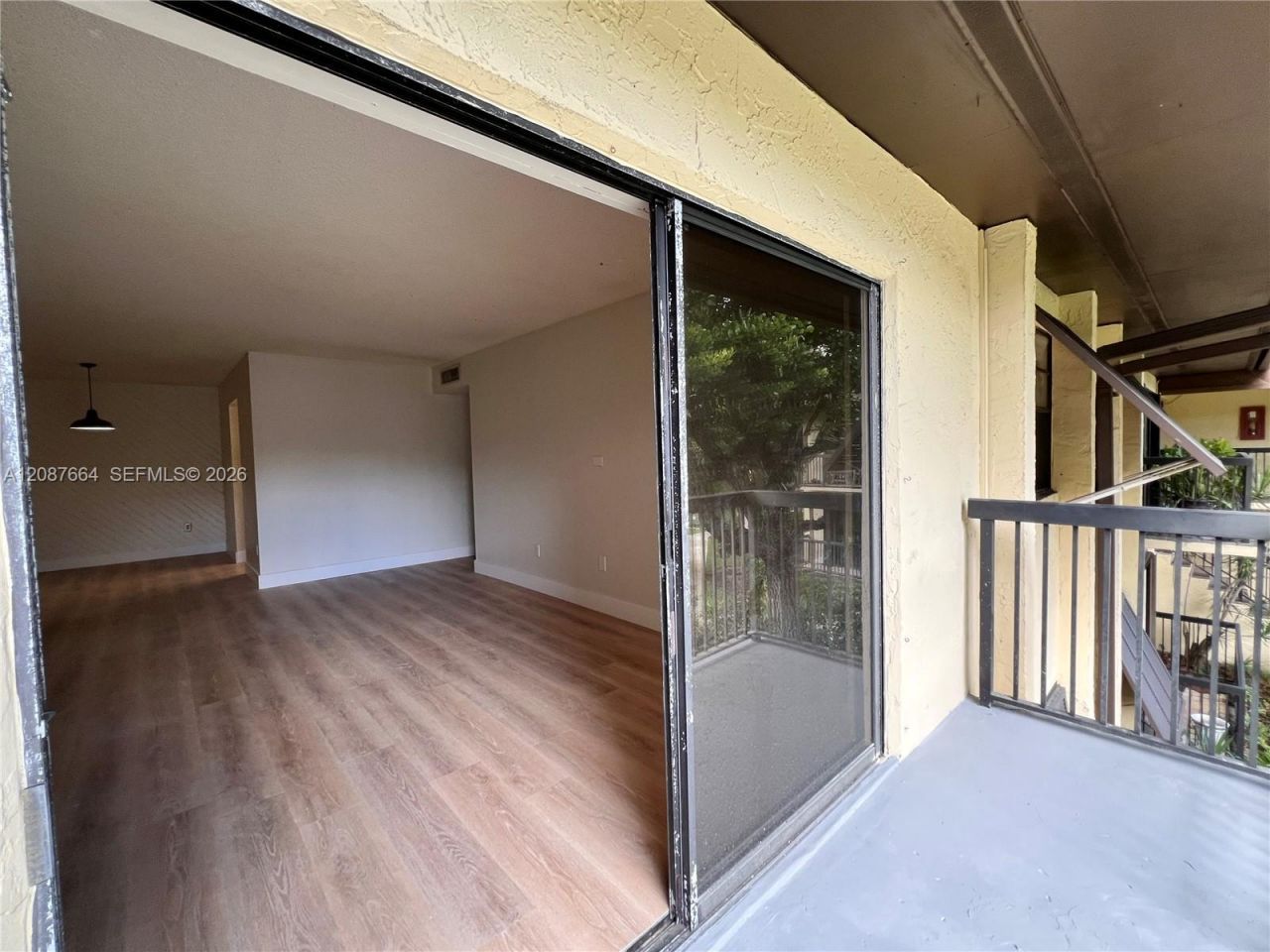 7905 SW 86th St, Unit 623, Miami, FL 33143 Photo