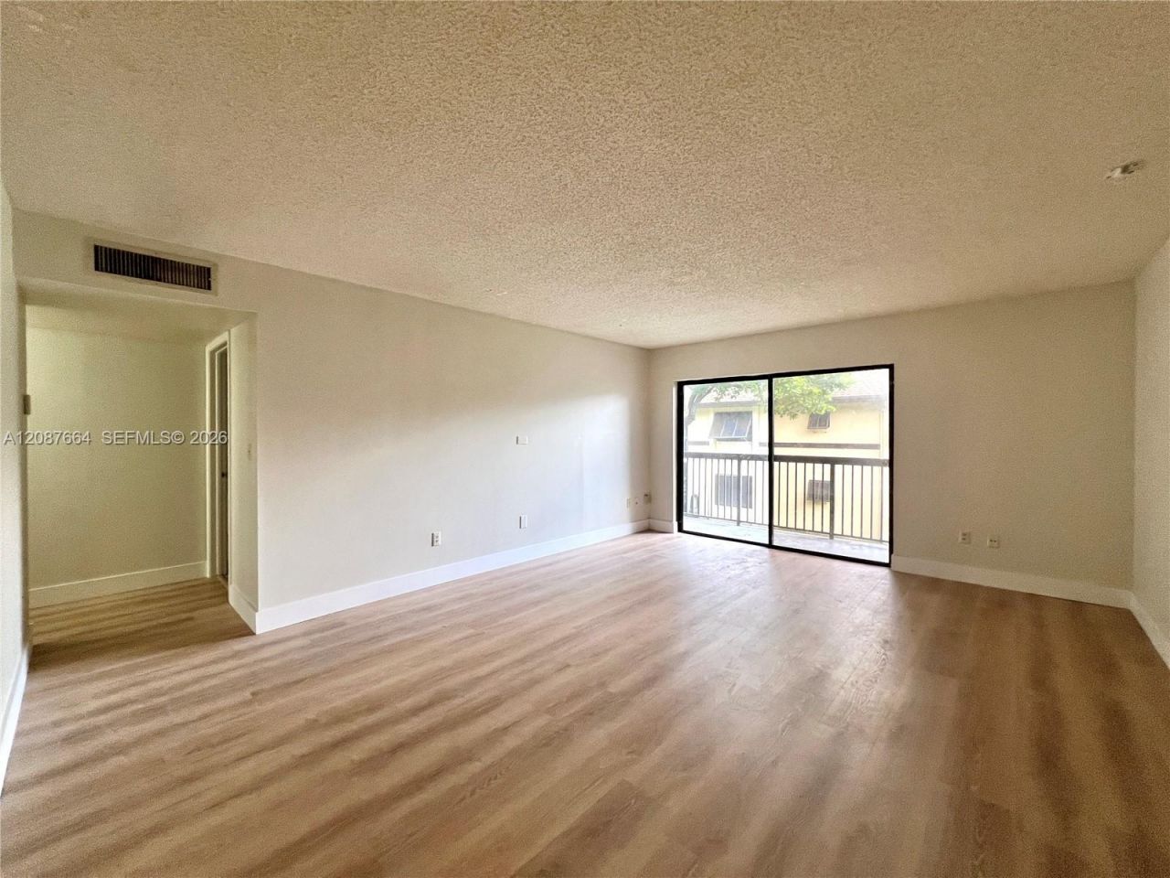 7905 SW 86th St, Unit 623, Miami, FL 33143 Photo